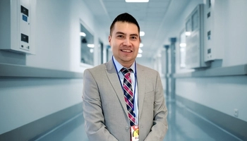 Dr. Armando Ayala Rodríguez Oncólogo en Celaya